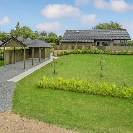 3 Bedroom Beautiful In