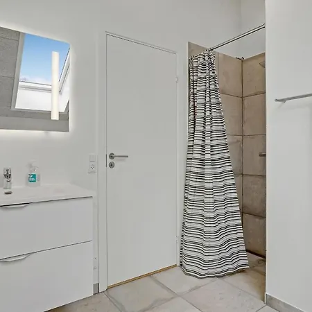 3 Bedroom Beautiful In * Hejls