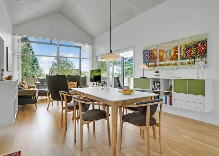 Σπίτι διακοπών 3 Bedroom Beautiful In